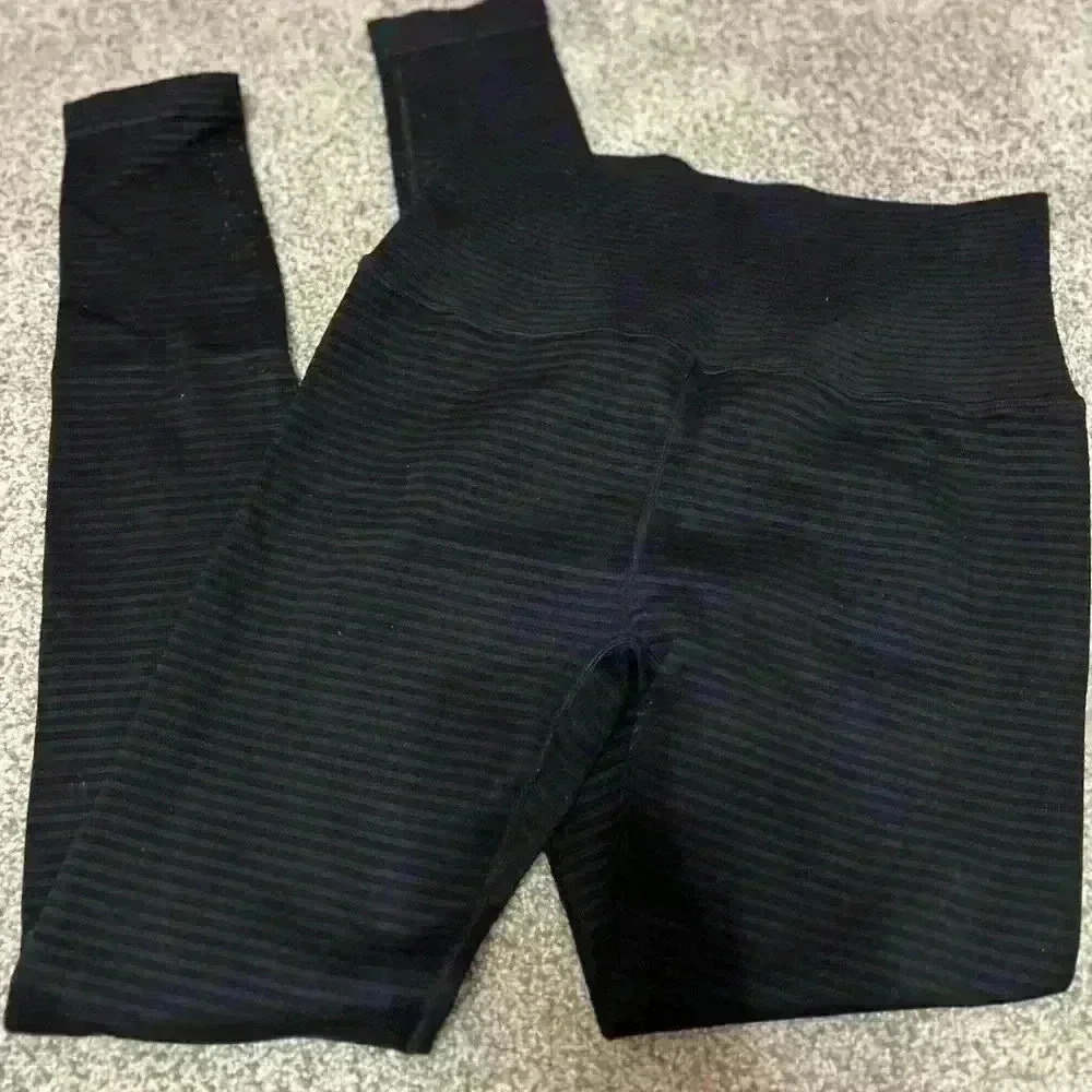 Spiritual Gangster ribbed leggings - Picture 1 of 5